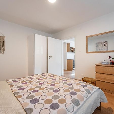 3 Room Private Flat Kosice City Center Fresh And New! المظهر الخارجي الصورة