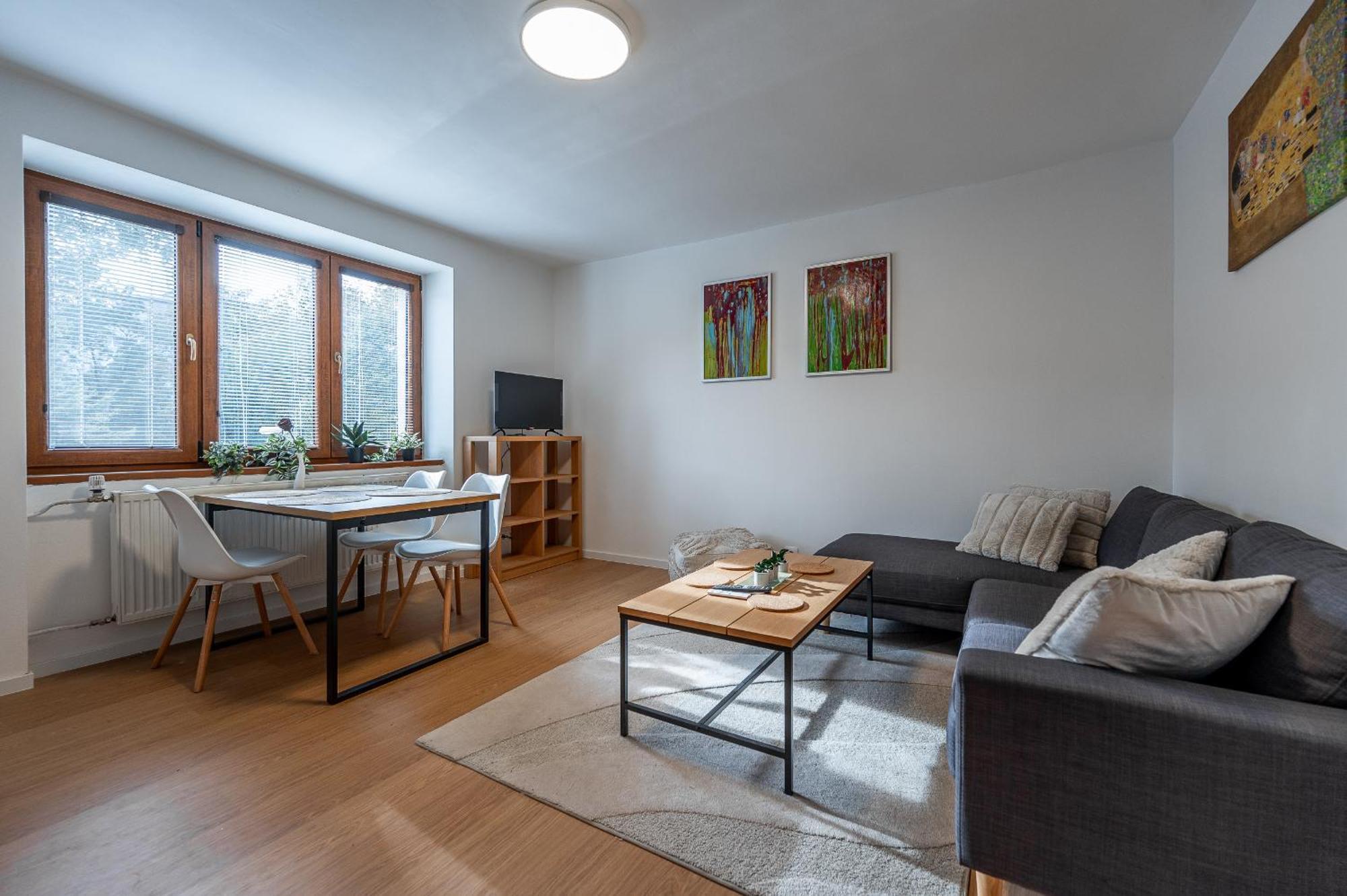 3 Room Private Flat Kosice City Center Fresh And New! المظهر الخارجي الصورة